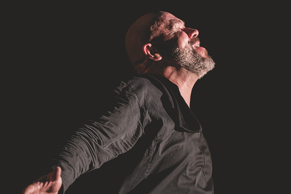 Максим Аверин. Расправь Крылья.