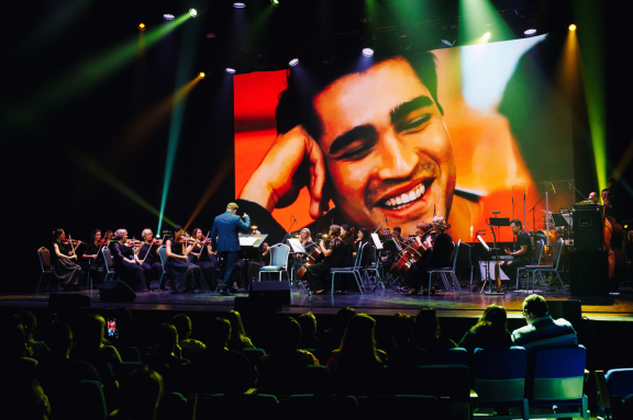 Symphony of the cinema &lpar;&Tcy;&ucy;&rcy;&iecy;&tscy;&kcy;&icy;&iecy; &scy;&iecy;&rcy;&icy;&acy;&lcy;&ycy;&rpar;