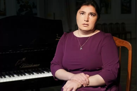 "&Scy;&ocy;&zcy;&vcy;&ucy;&chcy;&icy;&yacy; &dcy;&ucy;&shcy;&icy;"